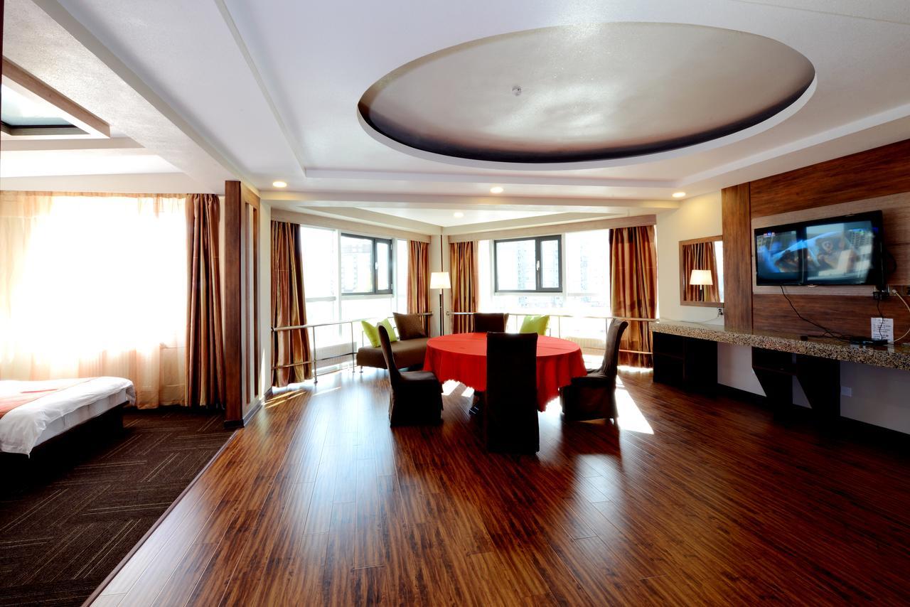 Zolo Hotel Ulaanbaatar Esterno foto
