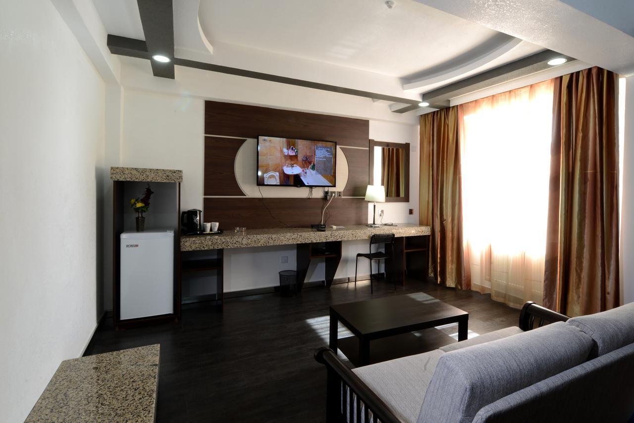 Zolo Hotel Ulaanbaatar Esterno foto