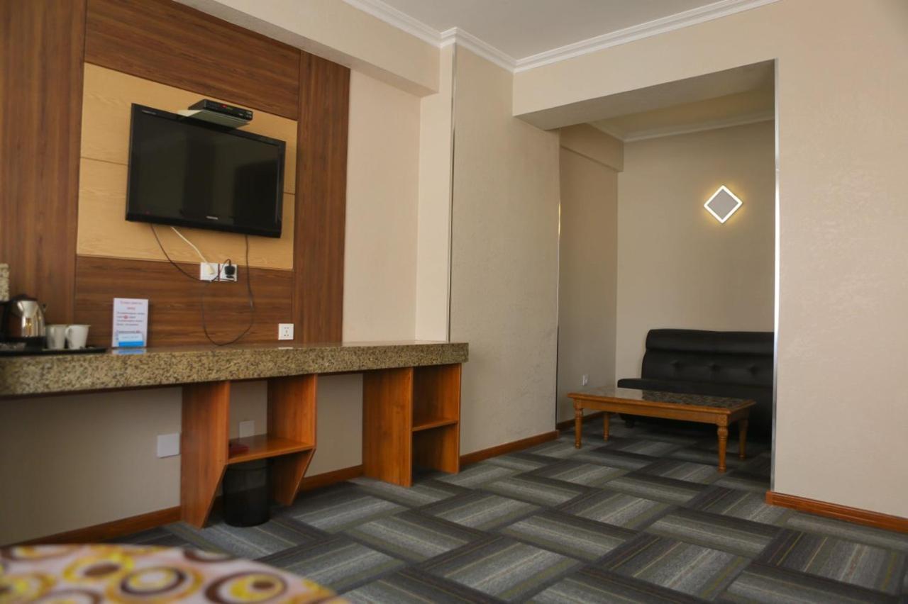 Zolo Hotel Ulaanbaatar Esterno foto