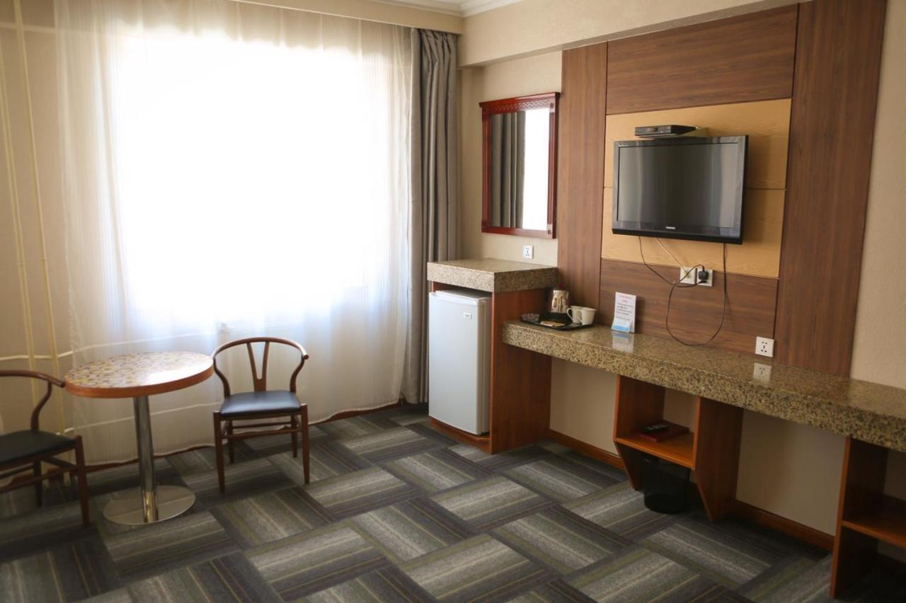 Zolo Hotel Ulaanbaatar Esterno foto